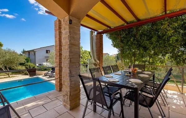 Boko 3* Pinezići