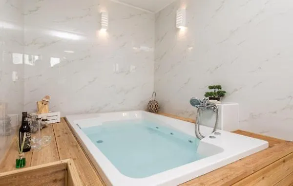 Boko Gasthof Pinezići