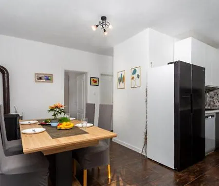 Pensjonat Boko Pinezići